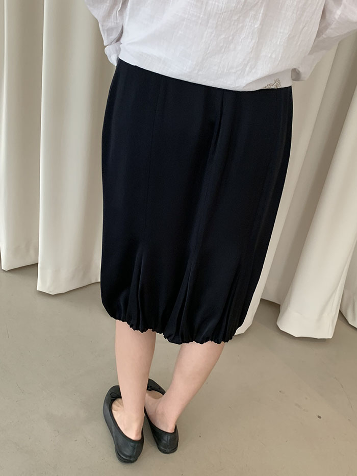90's "Giorgio Armani" pure silk Skirt 복제