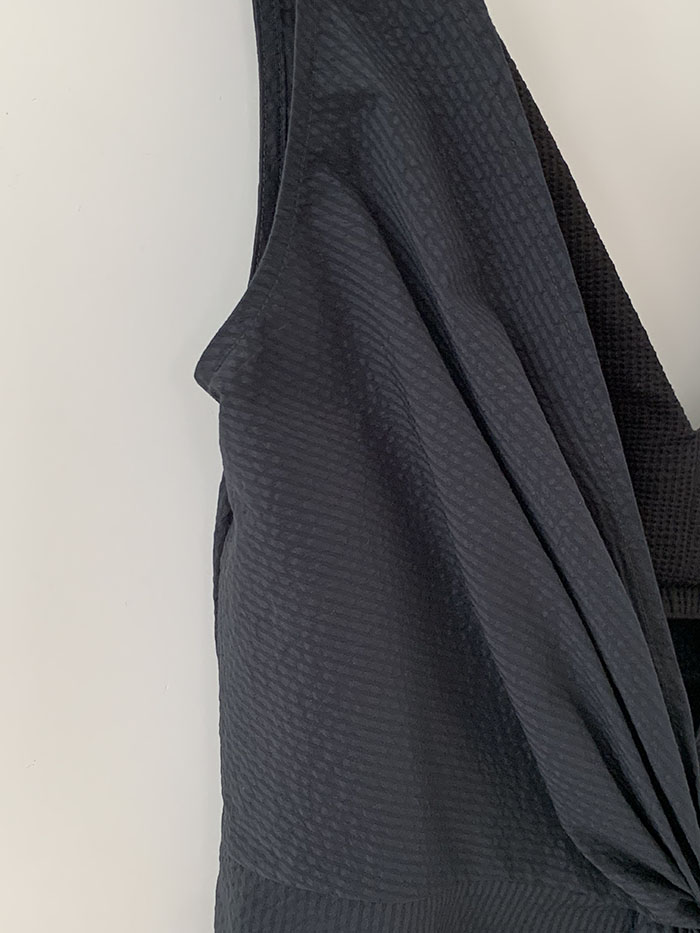 "Deveaux New York" Sleeveless Top