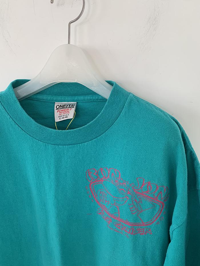 90's "SURF" USA T-shirt