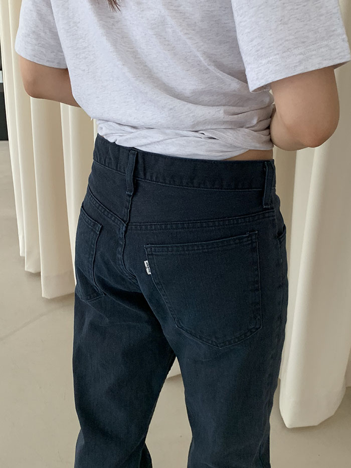 's Levi's 519 - size 31 (classic straight fit)