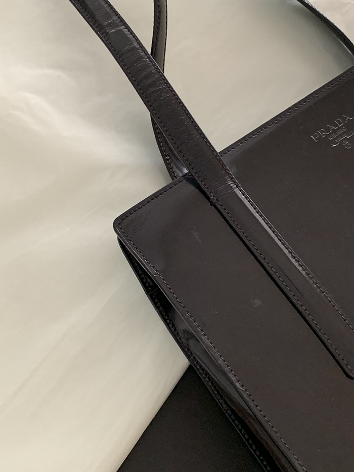 90's "PRADA" Leather Box Tote Bag (rare design) 복제