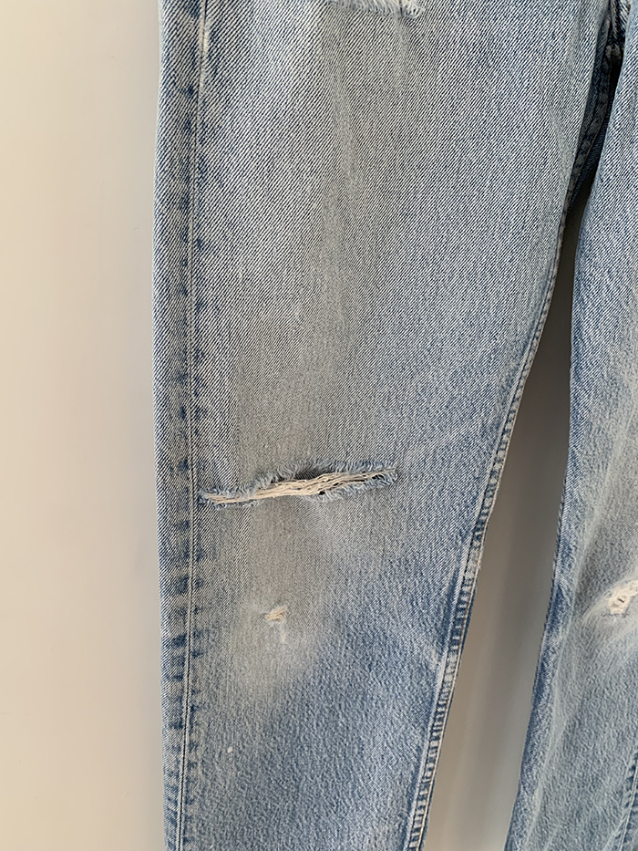 90's Levi's 501 - size 29-30 (classic straight fit)