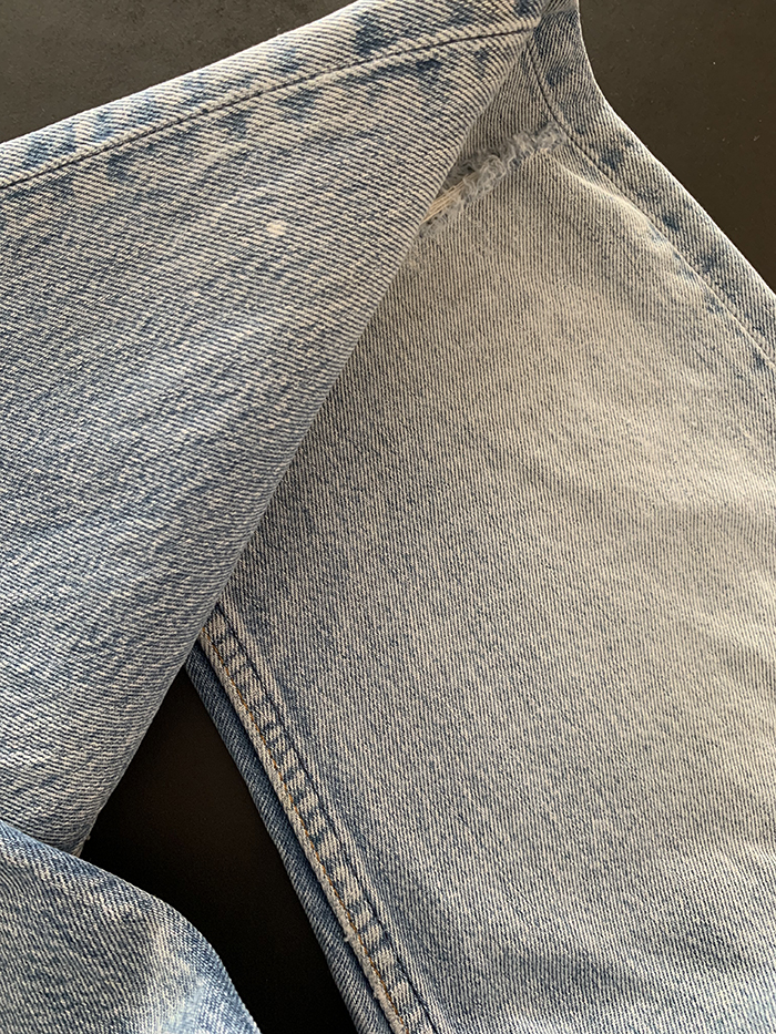 90's Levi's 501 - size 29-30 (classic straight fit)