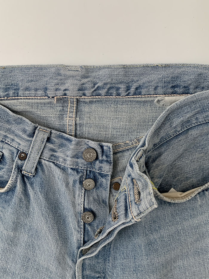 Levi's Short - size 28 (classic straight fit) 복제