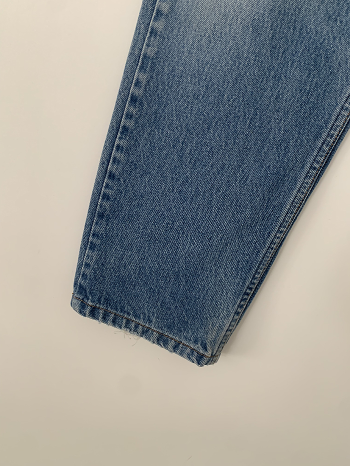 90's Levi's 505 - size 32 (classic regular fit)