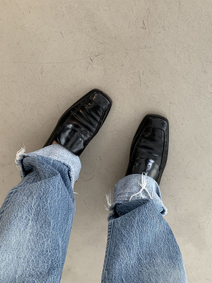 00s "Hermes" Logo Leather Loafer Shoes