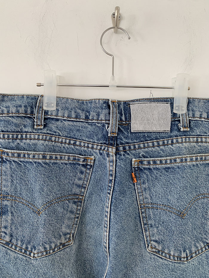 Levi's Short - size 35 (classic straight fit)