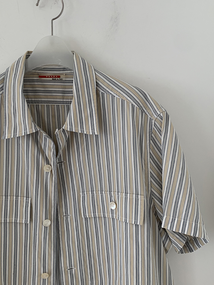 00's "PRADA" cotton pocket short Shirt