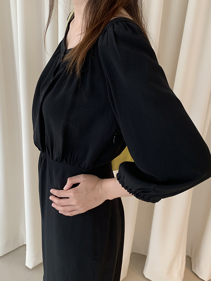 00's "Miu Miu" viscose rayon back button Blouse 복제
