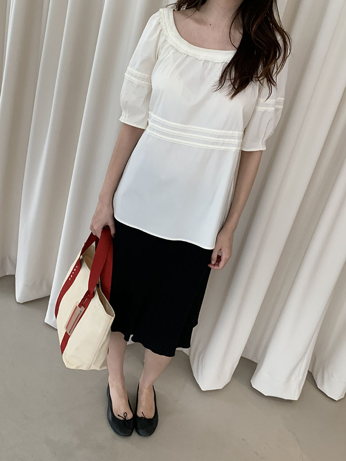 00's "miumiu" viscose rayon back button Blouse 복제
