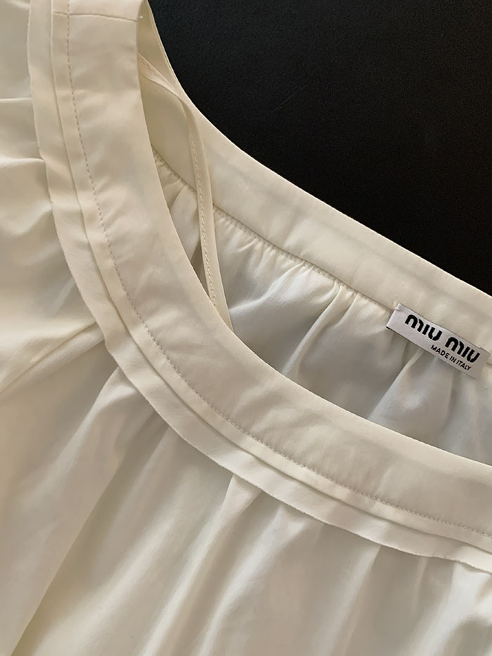 00's "miumiu" viscose rayon back button Blouse 복제