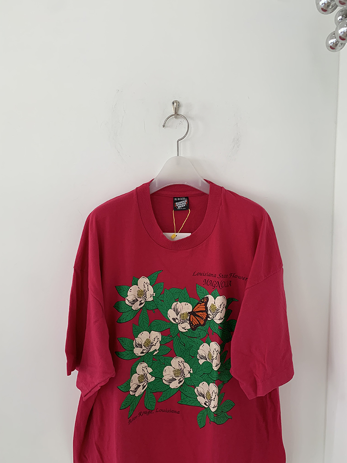 's "Magnolia" USA T-shirt