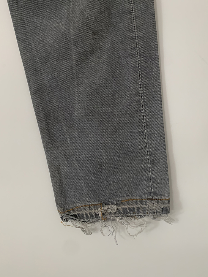 's Levi's 501 - size 33 (classic straight fit)