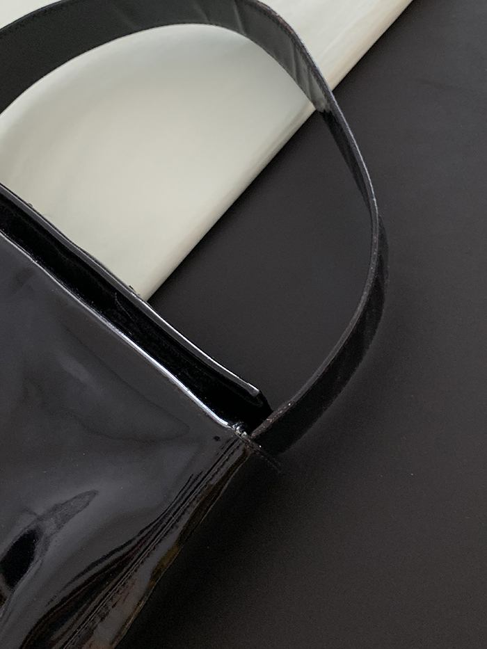90's - 00's "PRADA" Leather Tote Bag (rare design) 복제