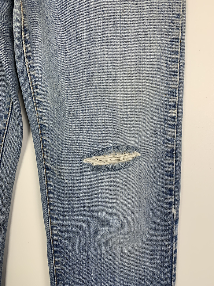 (Distressed) 80's Levi's 20505 - 0217 - size 29-30 (classic regular fit)