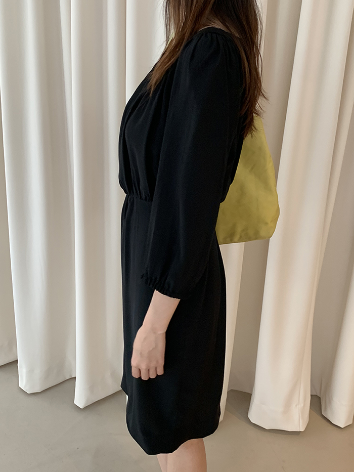 00's "Miu Miu" viscose rayon back button Blouse 복제