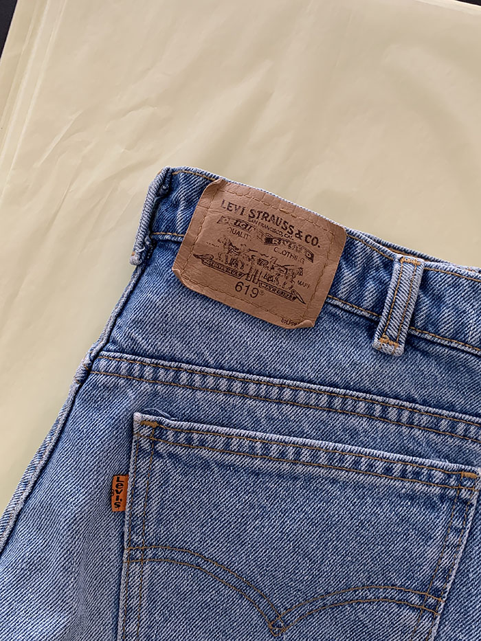 Levi's Short - size 33 (classic straight fit)