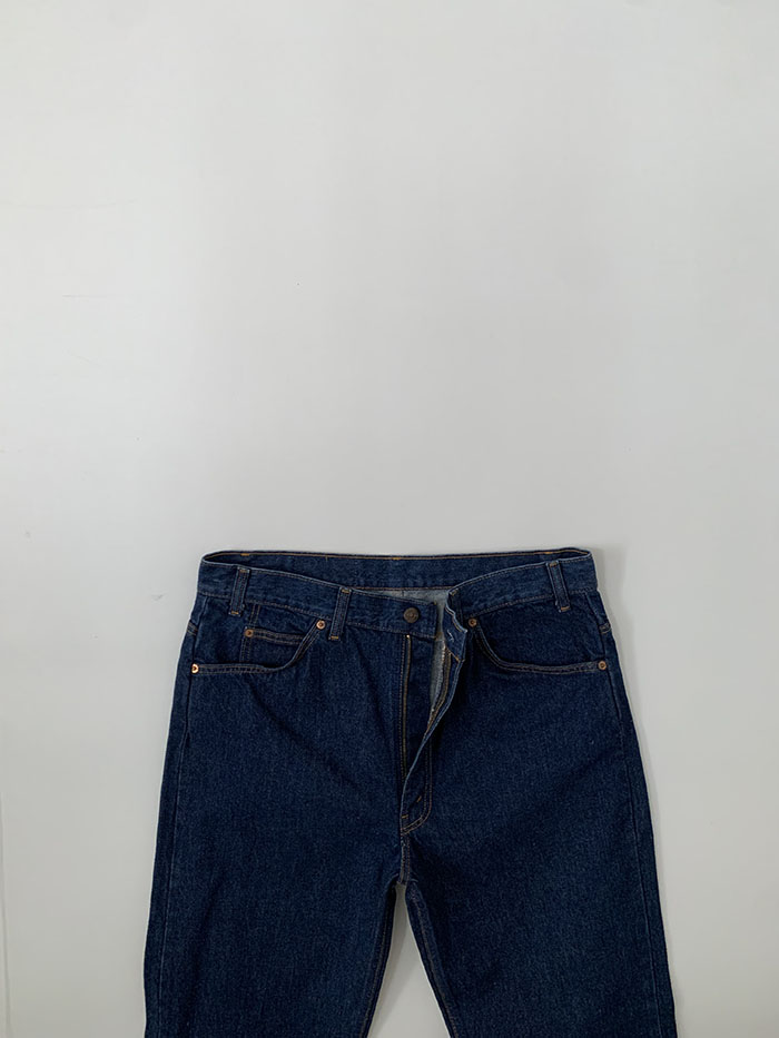 90's Levi's 505 - size 36 (classic straight fit)
