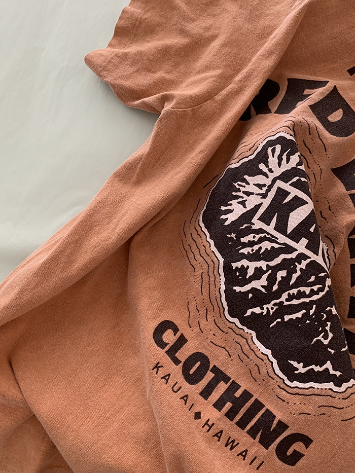 90's "RED EARTH Hawaii" USA T-shirt