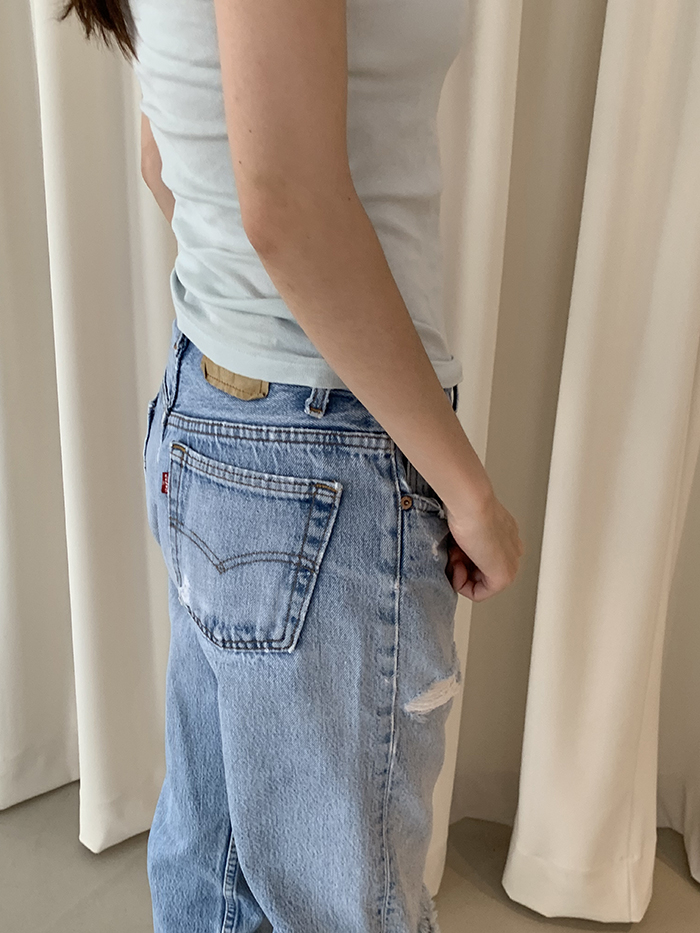 90's Levi's 501 - size 29-30 (classic straight fit)