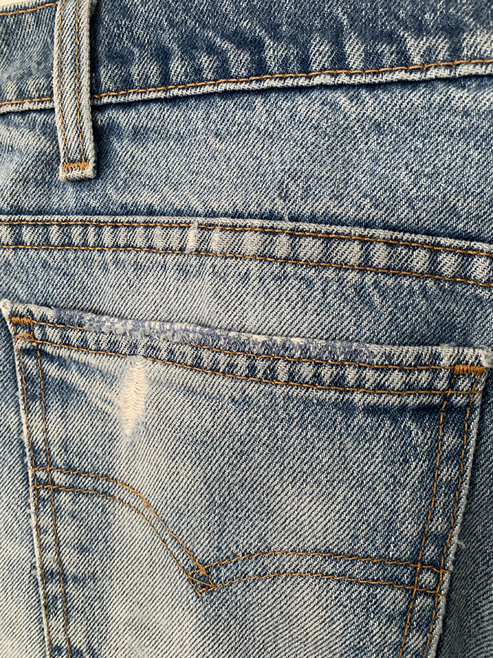 90's Levi's 505 - size 32 (classic regular fit)