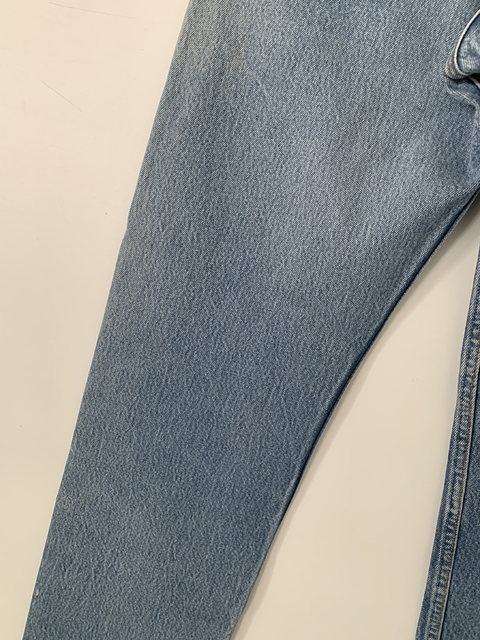 00's Levi's 501xx - size 28-29 (classic straight fit)