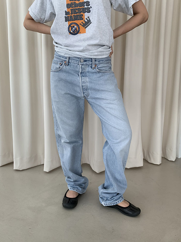 90's Levi's 501 - size 27-28 (classic straight fit) 복제 복제