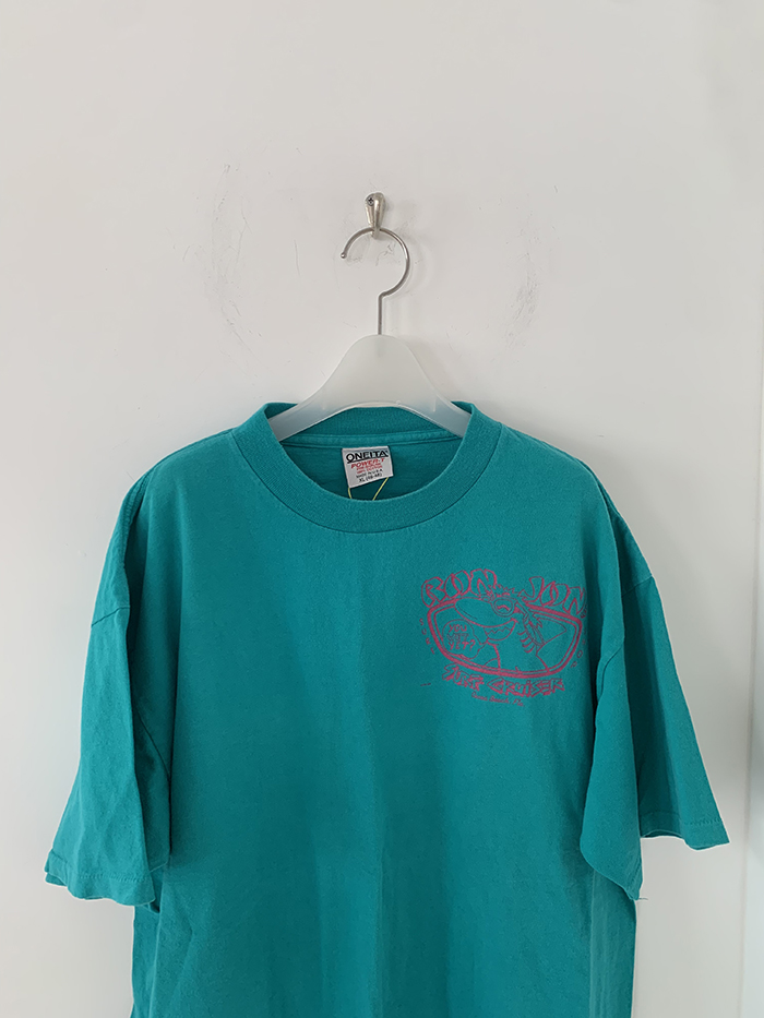 90's "SURF" USA T-shirt