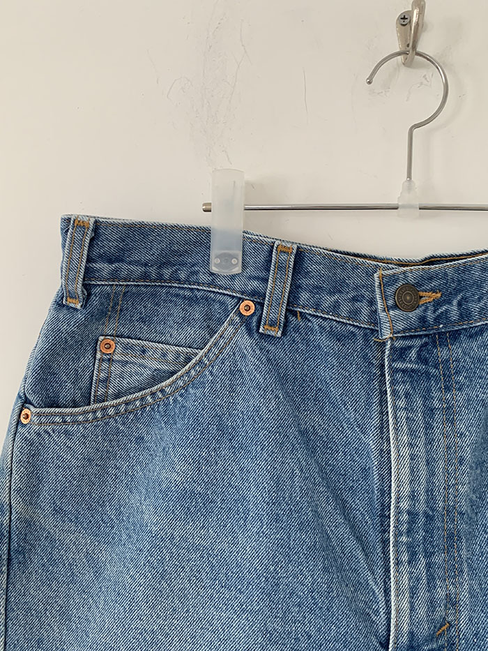 Levi's Short - size 35 (classic straight fit)