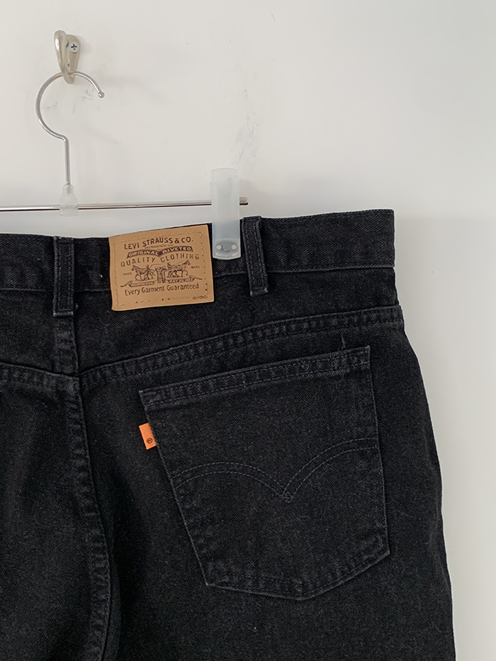 Levi's Short - size 39 (classic straight fit)