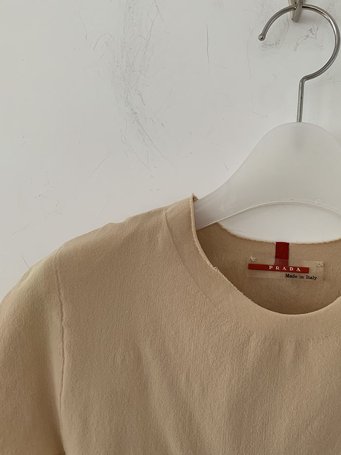 00's "PRADA" short half neck Knit Top 복제