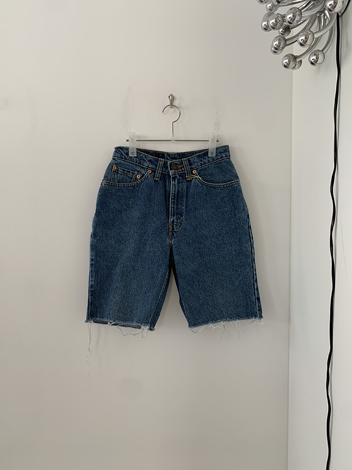 Levi's Short - size 38 (classic straight fit) 복제