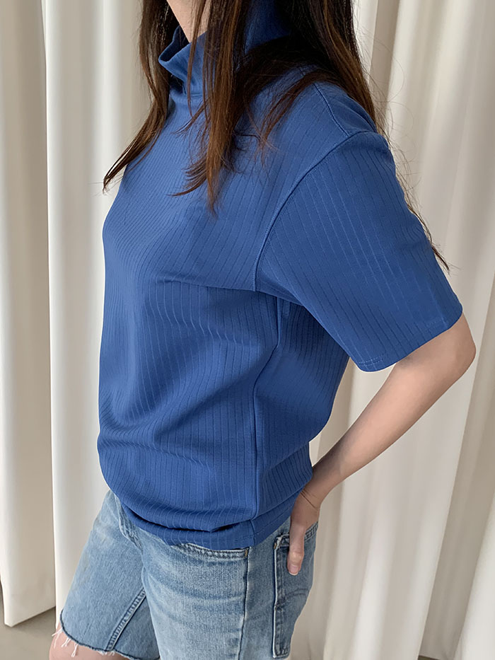 00's "PRADA" short half neck Knit Top