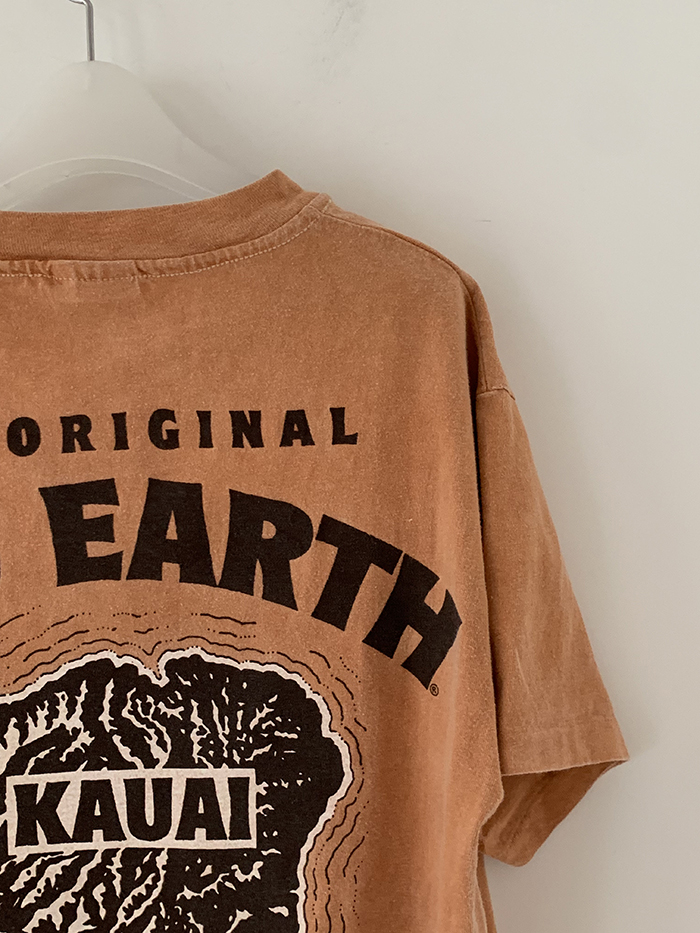 90's "RED EARTH Hawaii" USA T-shirt