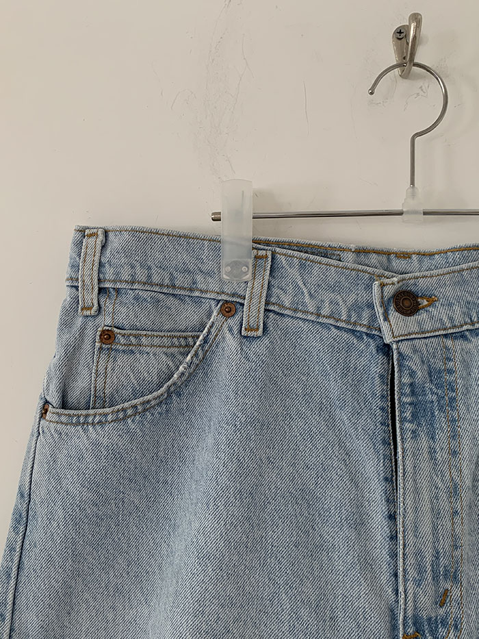 Levi's Short - size 35 (classic straight fit)