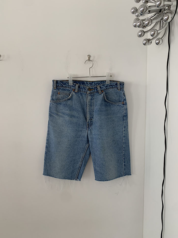 Levi's Short - size 33 (classic straight fit)