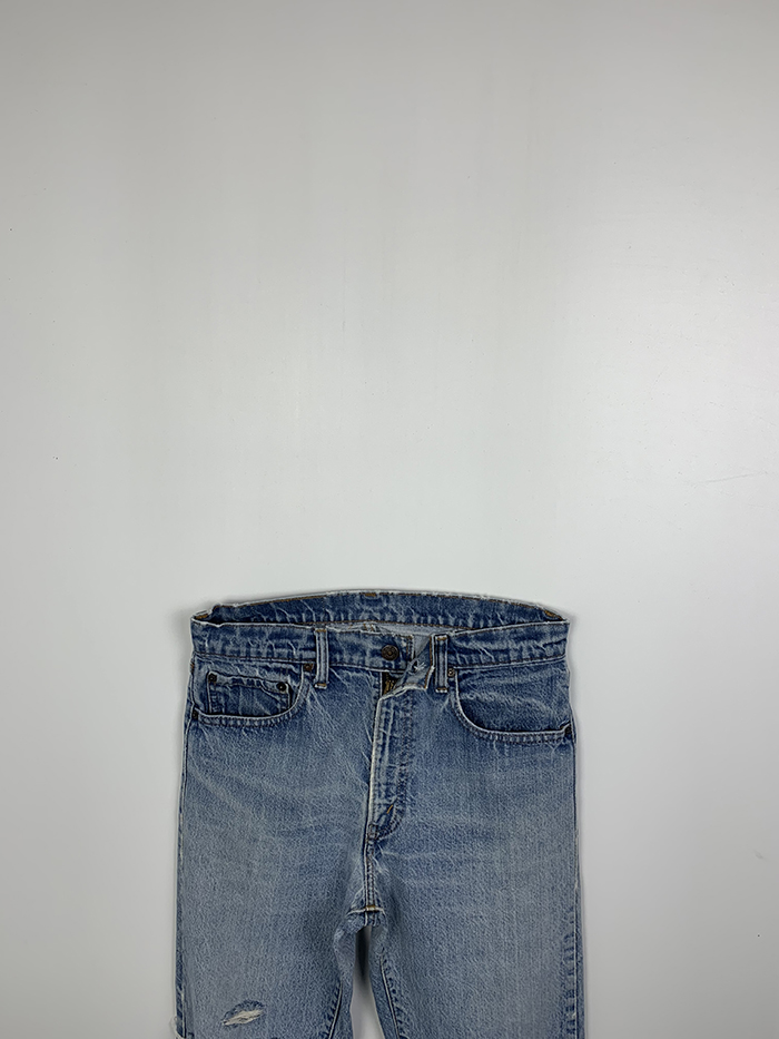 (Distressed) 80's Levi's 20505 - 0217 - size 29-30 (classic regular fit)