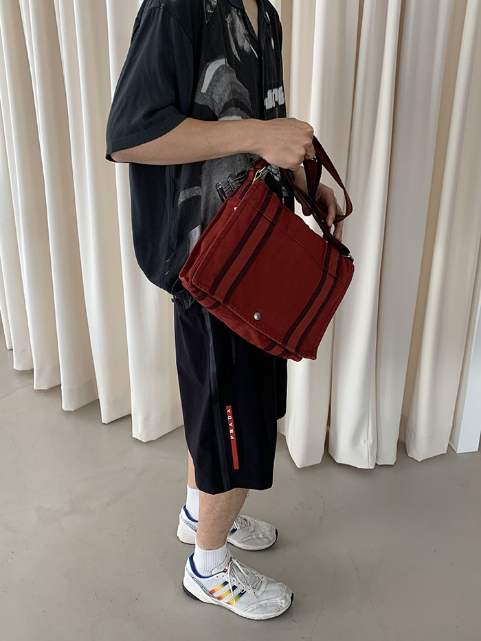 Vintage "Hermes" Cross Bag / 제품 사진만 찍고 올리기