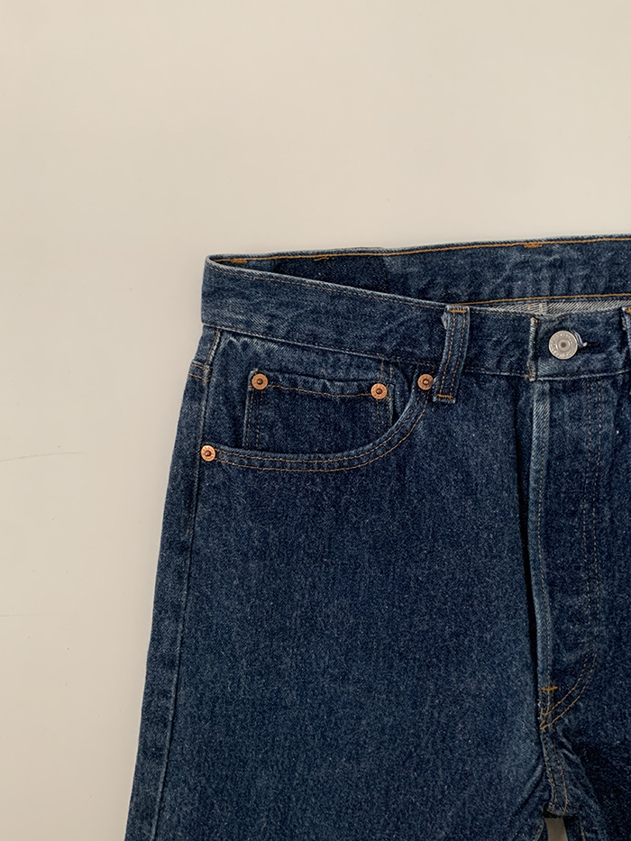 's Levi's 501 - size 30 (classic straight fit)