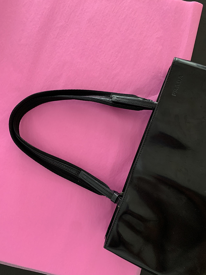 90's - 00's "PRADA" Leather Tote Bag (rare design) 복제