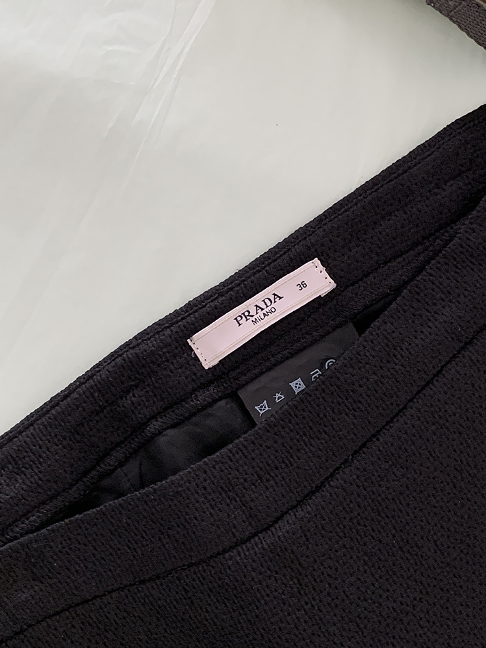 00's "Prada" cotton Skirt 복제