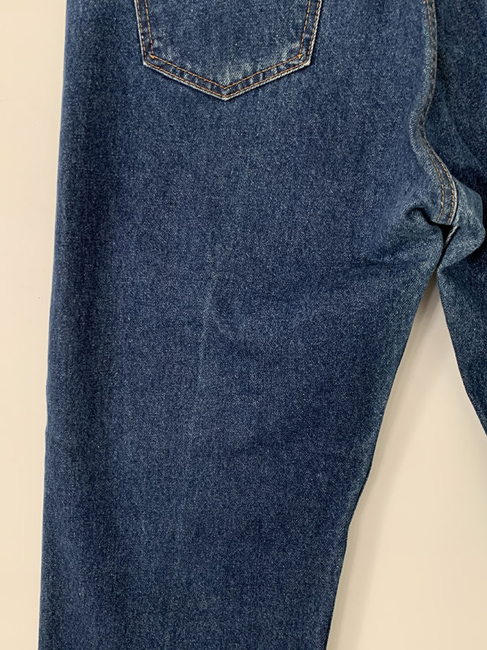 90's Levi's 20505 - size 37 (classic straight fit)