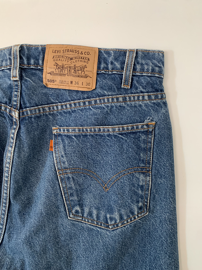 90's Levi's 505 - size 36 (classic regular fit)