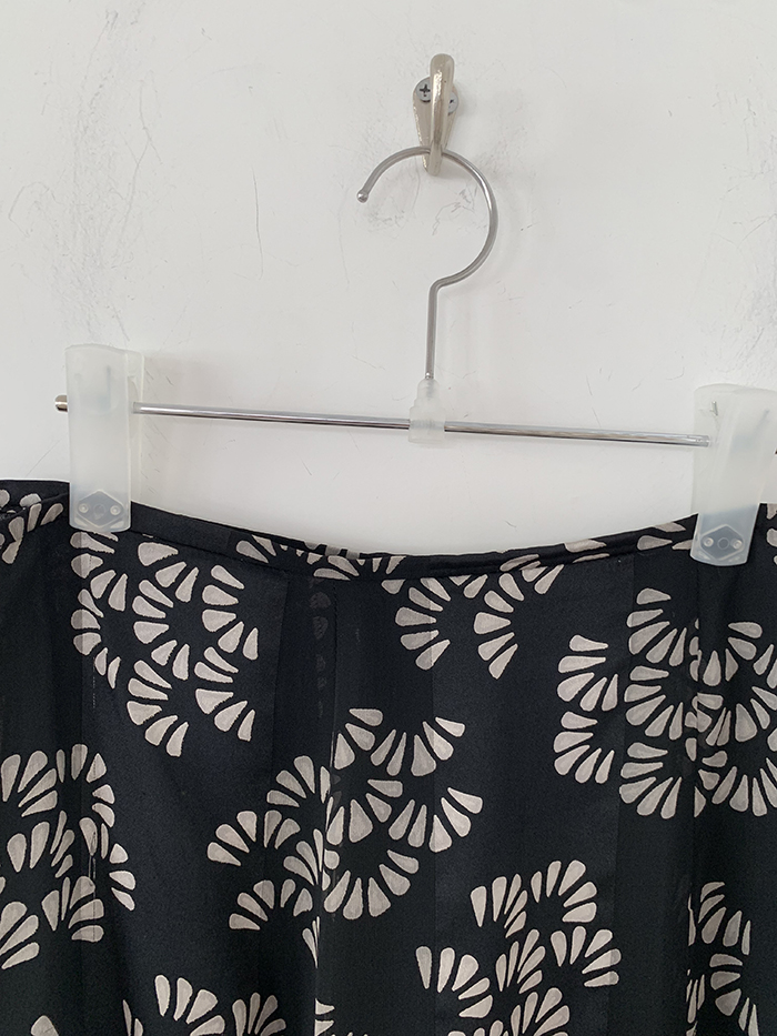 00's "Giorgio Armani" Black Skirt 복제 복제