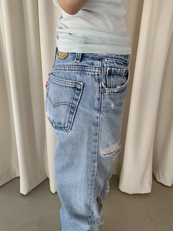 90's Levi's 501 - size 29-30 (classic straight fit)