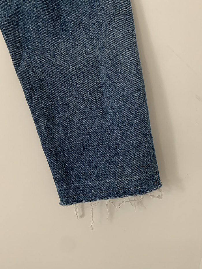 's Levi's 501(모르게씀) - size 29 (classic straight fit)