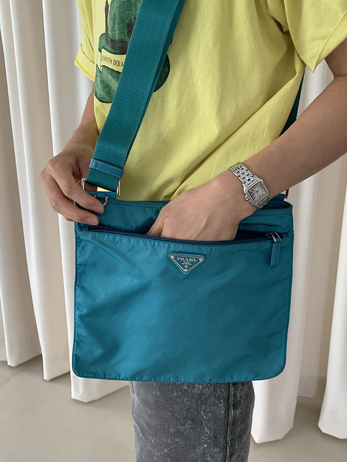 00's "PRADA" renylon Cross Bag 복제