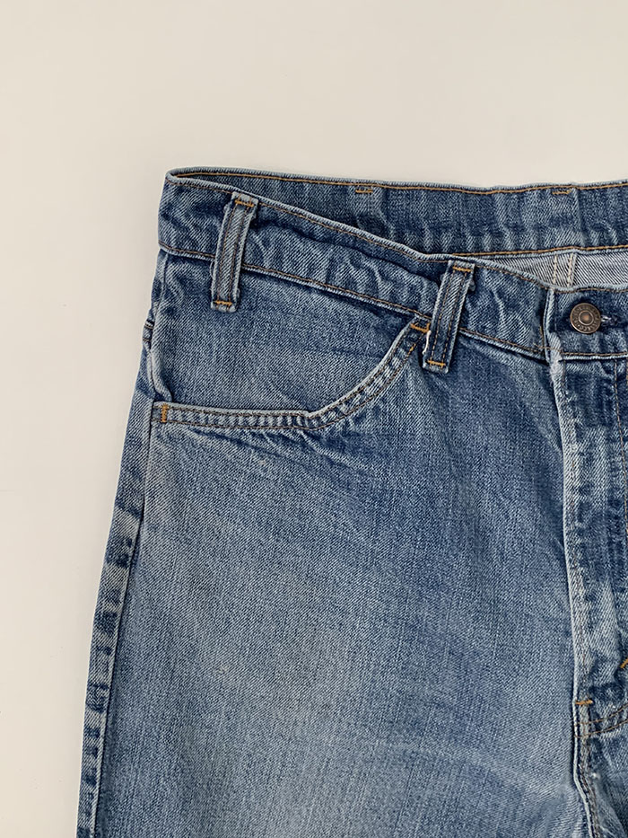 80's Levi's 646-0217 - size 34 (classic boot cut)