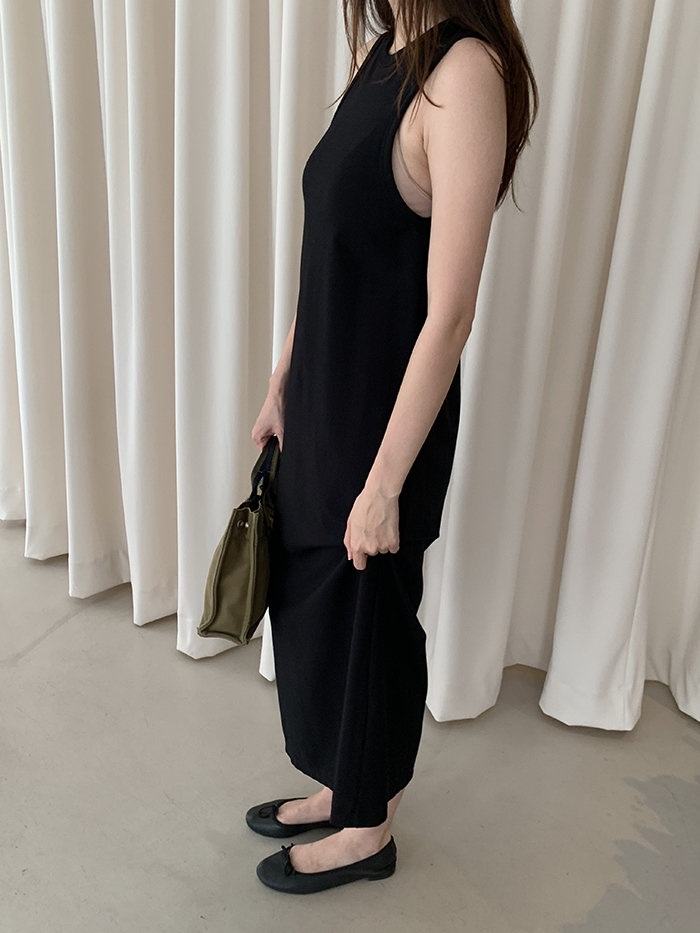 (new product) "Deveaux New York" Sleeveless Dress
