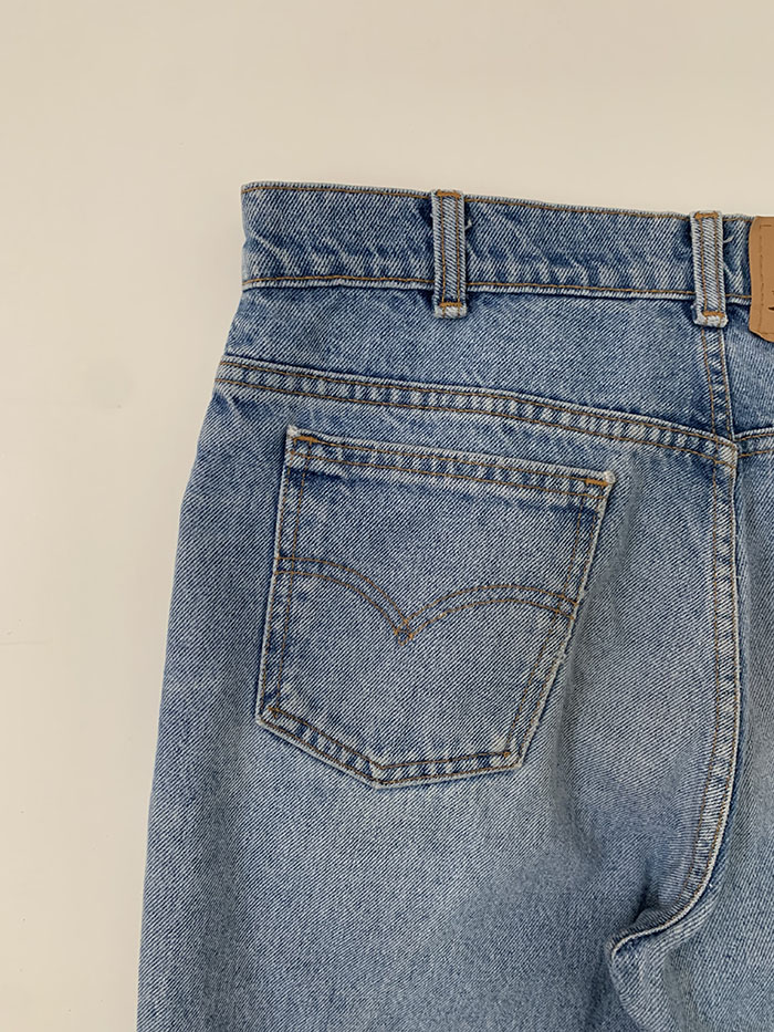 90's Levi's 619 - size 31 (classic regular fit) / 소민 착샷만 찍고 올리기